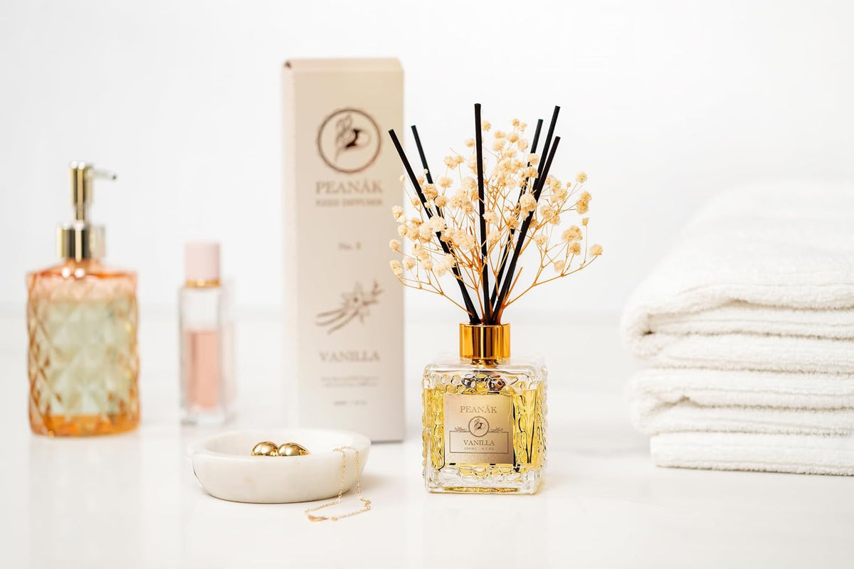 PEANÄK Reed Diffuser Set - Coconut Vanilla 6.7 fl oz | Scented Oil Diffuser with 8 Sticks for Bathroom Shelf Decor & Home Fragrance